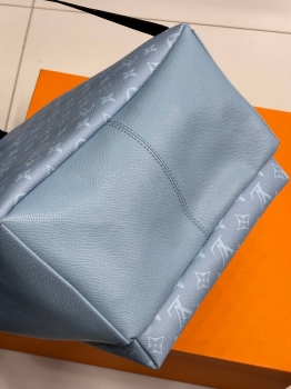 Рюкзак Louis Vuitton Артикул BMS-144253. Вид 3