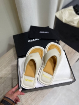 Шлепанцы Chanel Артикул BMS-143992. Вид 1