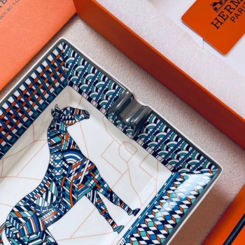 Пепельница  Hermes Артикул BMS-144290. Вид 3