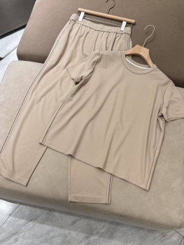  Костюм женский Brunello Cucinelli Артикул BMS-144321. Вид 1