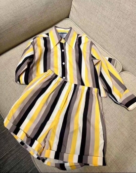  Костюм женский Prada Артикул BMS-144530. Вид 4