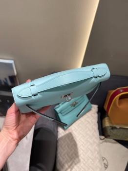 Сумка женская Kelly Pochette  Hermes Артикул BMS-144632. Вид 2