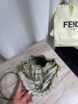 Сумка женская  Fendi Артикул BMS-144762. Вид 2