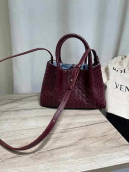 Сумка женская  Bottega Veneta Артикул BMS-144768. Вид 1
