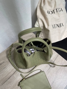 Сумка женская  Bottega Veneta Артикул BMS-144765. Вид 4