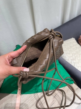 Сумка женская Bottega Veneta Артикул BMS-144839. Вид 3