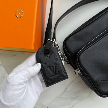 Сумка мужская  Louis Vuitton Артикул BMS-144882. Вид 5