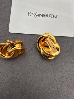 Клипсы  Yves Saint Laurent Артикул BMS-144888. Вид 3