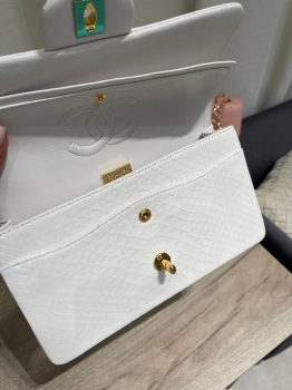 Сумка женская из натуральной кожи питона Chanel Артикул BMS-144962. Вид 3