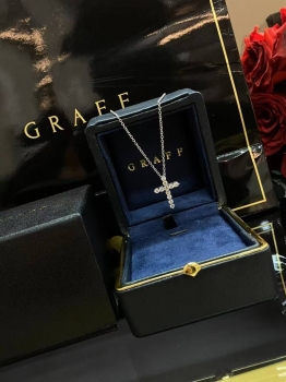 Крестик из белого золота 750 пр  Graff Артикул BMS-145913. Вид 4