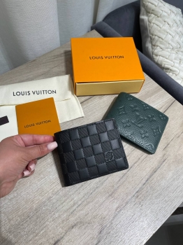 Портмоне Louis Vuitton Артикул BMS-145282. Вид 1
