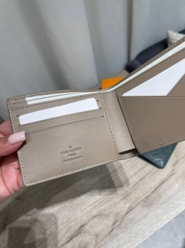 Портмоне Louis Vuitton Артикул BMS-145284. Вид 4