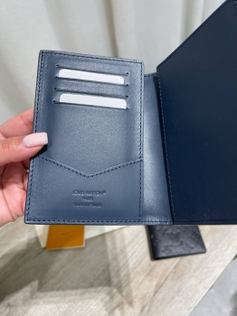 Обложка на паспорт Louis Vuitton Артикул BMS-145291. Вид 2