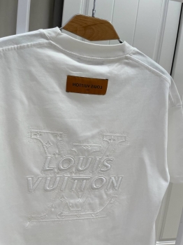 Футболка Louis Vuitton Артикул BMS-145320. Вид 2