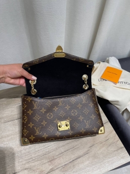  Сумка женская Louis Vuitton Артикул BMS-145448. Вид 5