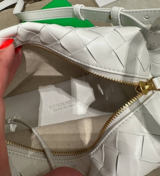 Сумка женская Bottega Veneta Артикул BMS-145450. Вид 3
