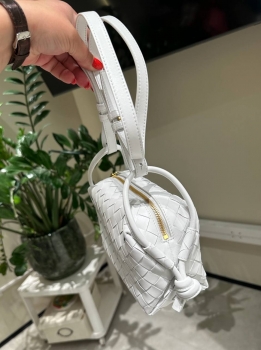 Сумка женская Bottega Veneta Артикул BMS-145450. Вид 5