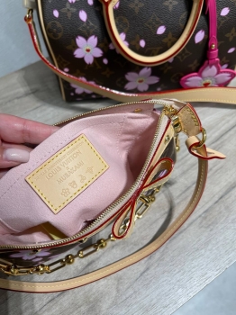 Сумка женская Louis Vuitton Артикул BMS-145453. Вид 7