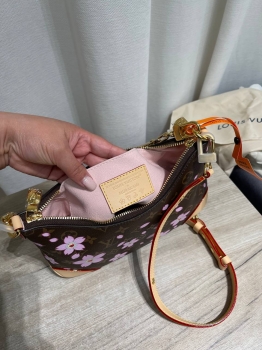 Сумка женская Louis Vuitton Артикул BMS-145452. Вид 5