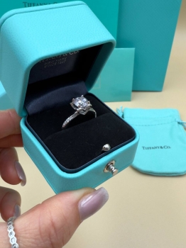 Кольцо  Tiffany&Co Артикул BMS-145463. Вид 3