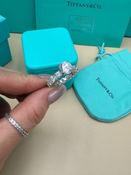 Кольцо  Tiffany&Co Артикул BMS-145461. Вид 2