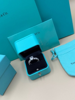 Кольцо  Tiffany&Co Артикул BMS-145461. Вид 4