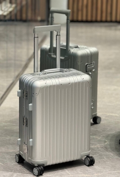 Чемодан Rimowa  Артикул BMS-145503. Вид 1