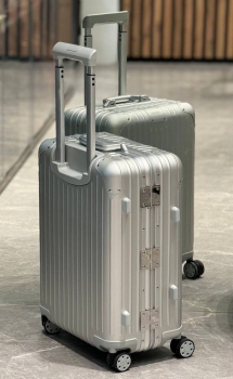Чемодан Rimowa  Артикул BMS-145503. Вид 4