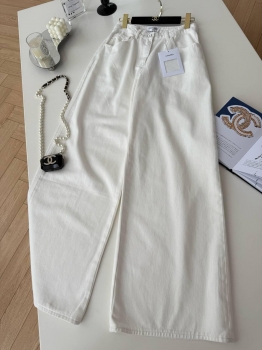 Джинсы  Chanel Артикул BMS-145618. Вид 1