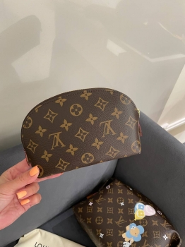 Косметичка Louis Vuitton Артикул BMS-145683. Вид 4