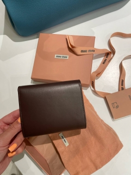 Кошелек Miu Miu Артикул BMS-145685. Вид 4