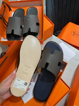 Шлепанцы Hermes Артикул BMS-145842. Вид 2