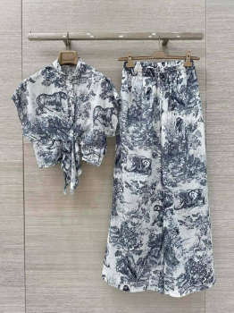 Костюм Christian Dior Артикул BMS-145862. Вид 1