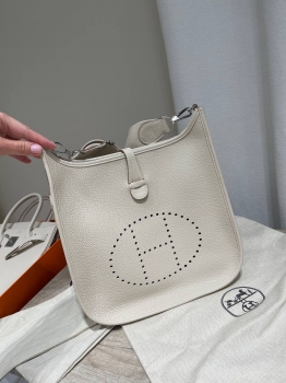 Сумка женская  Evelyne 29 cm Clemence leather Hermes Артикул BMS-145867. Вид 2
