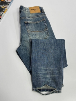 Джинсы  Balenciaga Артикул BMS-145894. Вид 1