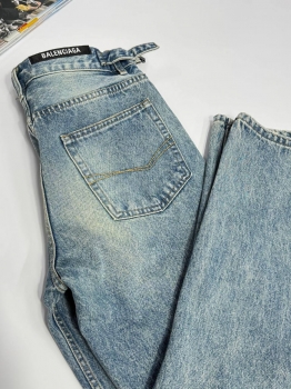 Джинсы  Balenciaga Артикул BMS-145893. Вид 2