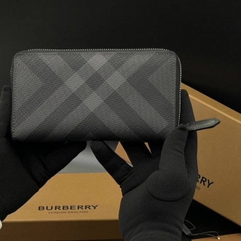 Портмоне  Burberry Артикул BMS-145936. Вид 1