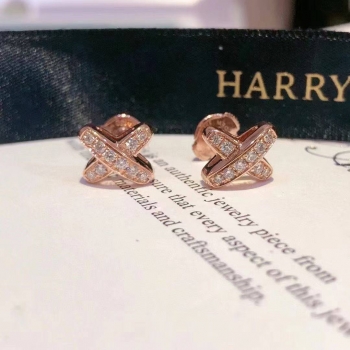 Серьги из коллекции Liens  Chaumet   Артикул BMS-145929. Вид 2
