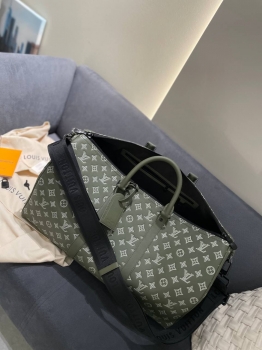 Сумка дорожная Keepall 50 Louis Vuitton Артикул BMS-146061. Вид 3