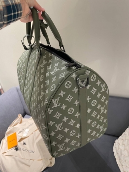 Сумка дорожная Keepall 50 Louis Vuitton Артикул BMS-146061. Вид 4