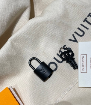 Сумка дорожная Keepall 50 Louis Vuitton Артикул BMS-146061. Вид 8