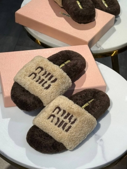 Меховые тапочки  Miu Miu Артикул BMS-146063. Вид 1