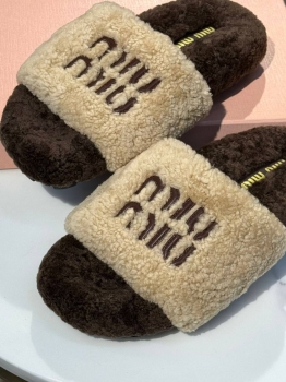 Меховые тапочки  Miu Miu Артикул BMS-146063. Вид 2