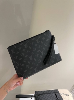 Папка А5 Louis Vuitton Артикул BMS-146277. Вид 4