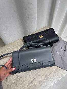 Клатч Balenciaga Артикул BMS-146282. Вид 4