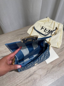 Сумка женская  Fendi Артикул BMS-146285. Вид 5