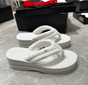 Шлепанцы  Chanel Артикул BMS-146433. Вид 2