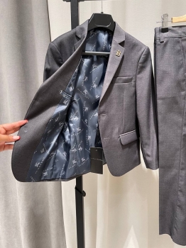 Костюм Burberry Артикул BMS-147586. Вид 2