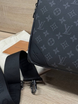 Сумка мужская  Louis Vuitton Артикул BMS-146519. Вид 4