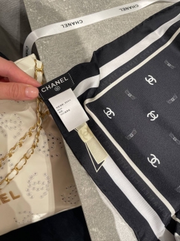 Платок Chanel Артикул BMS-146531. Вид 2